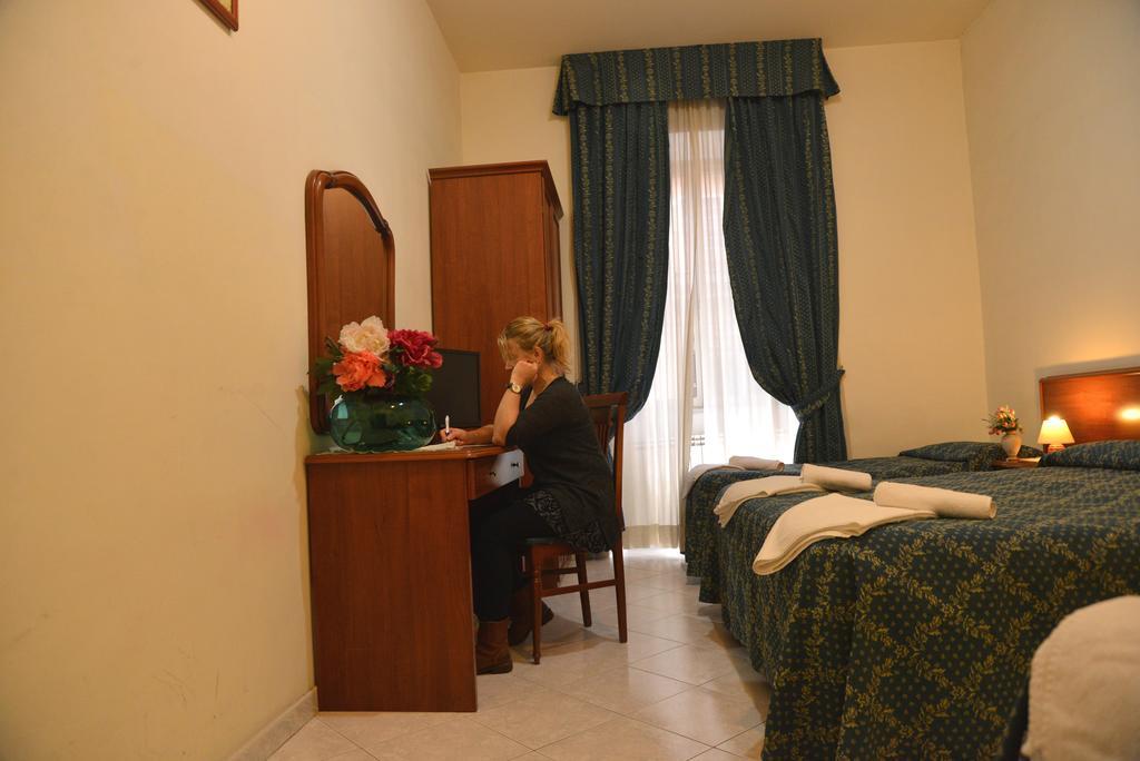 Amoromaonline Buitenkant foto